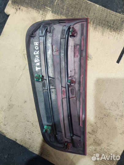 Молдинг Накладка переднего правого крыла Tiburon