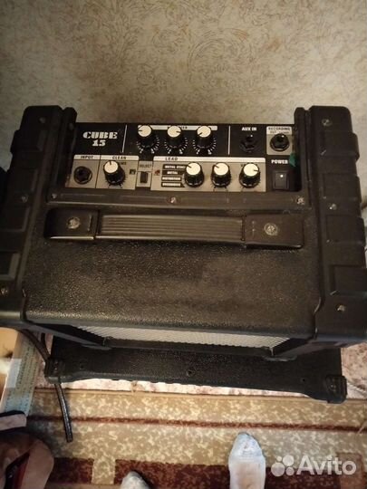 Комбоусилитель roland