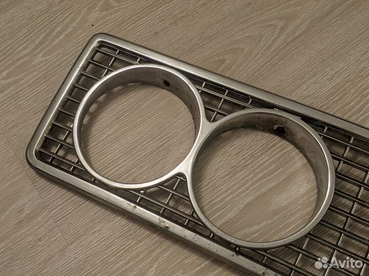 Решетка радиатора ваз 2103