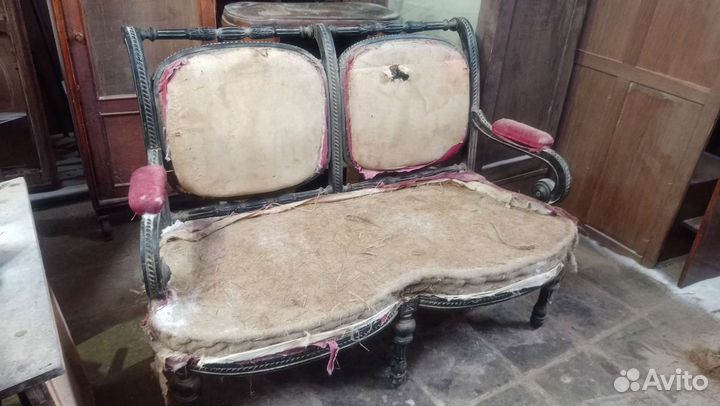 Диван антикварный 19 век