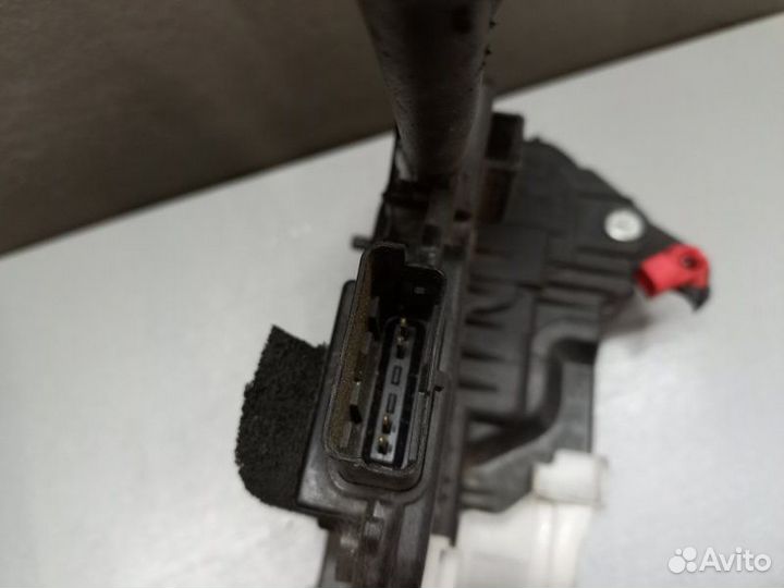 Замок двери задний правый Kia Cerato 2011