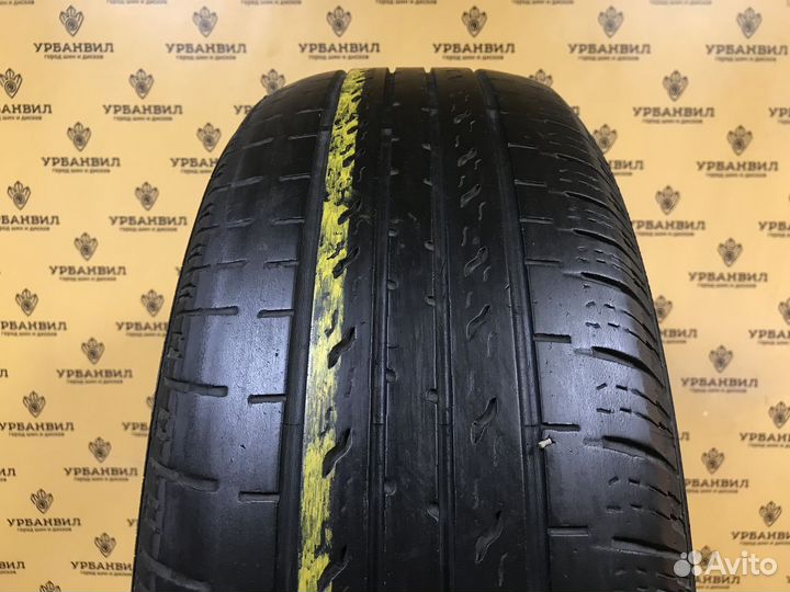 Nexen Roadian 571 235/65 R17 104T