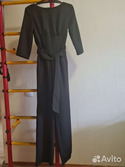 Комбинезон женский