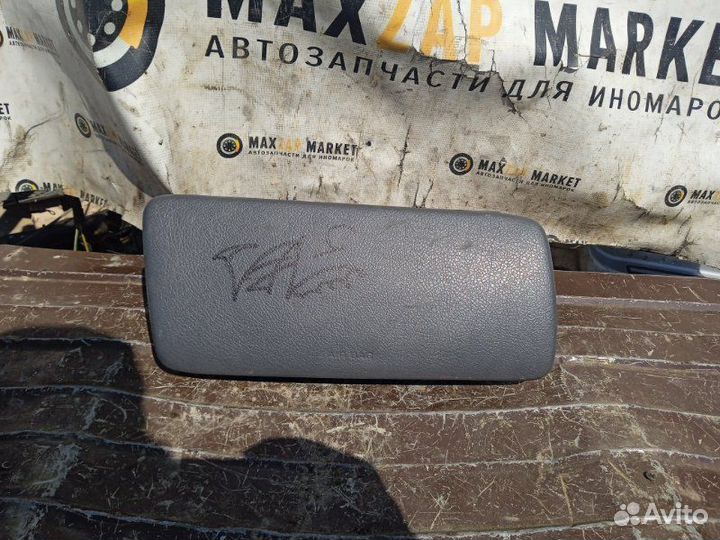 Подушка безопасности в торпедо Chevrolet Metro 1.3