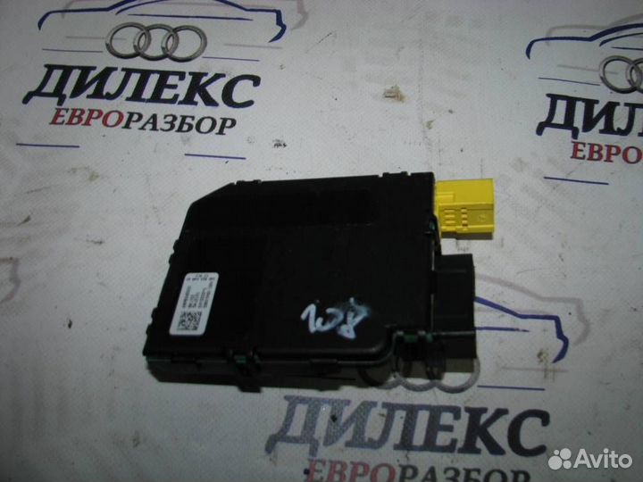 Блок электронный VW Tiguan 2007-2011