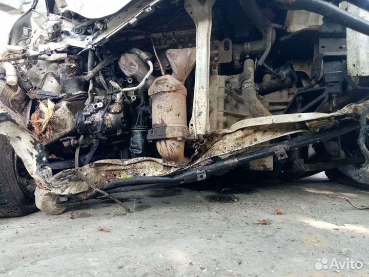 Suzuki Swift 1.3 МТ, 2008, битый, 300 000 км