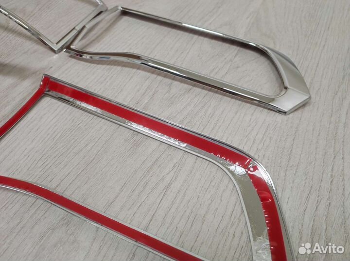Окантовки задних фонарей хром Jeep grand Cherokee
