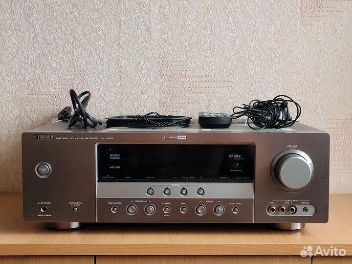 Av ресивер Yamaha RX - V363