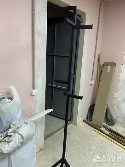 Вешалка для одежды loft