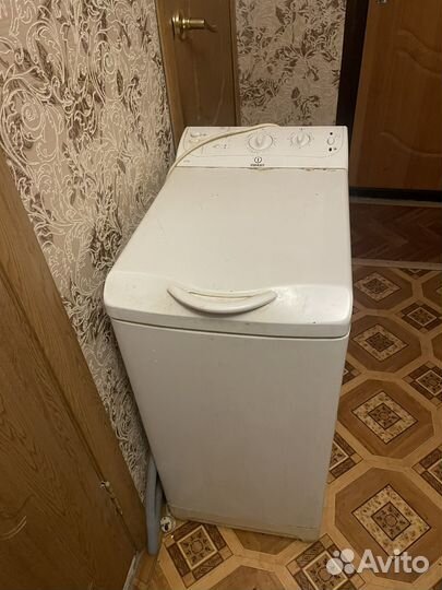 Стиральная машина с вертикальной загрузкой