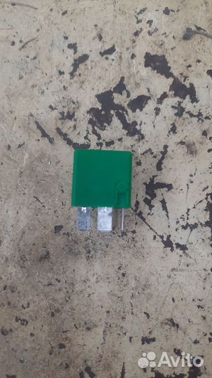 Реле компрессора пневмоподвески