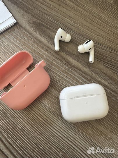 Apple airpods pro