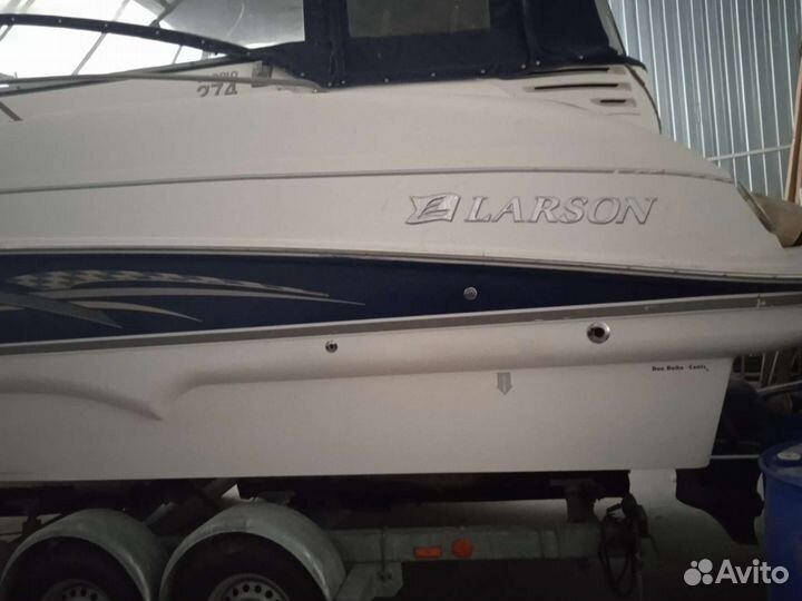 Ларсон Кабрио 274. Круизный катер