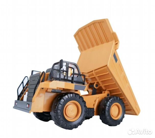 Грузовик на радиоуправлении