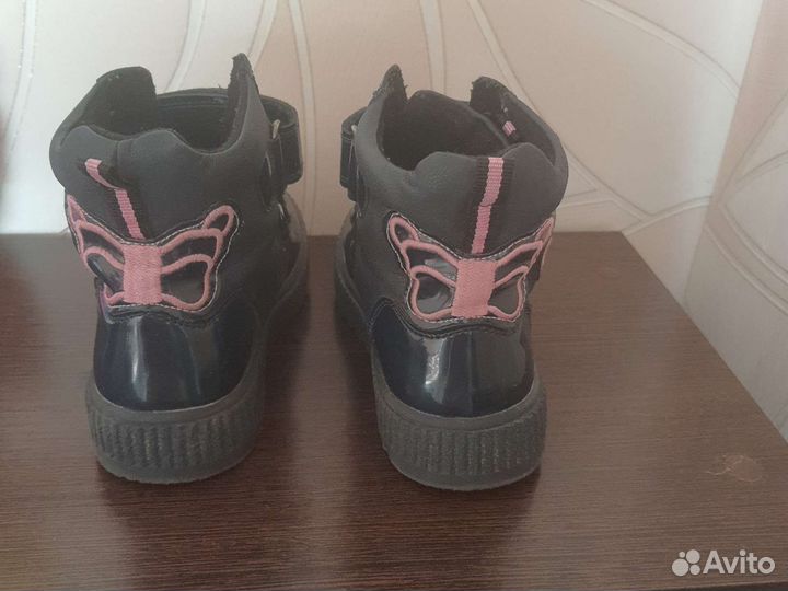 Ботинки для девочки на весну,26 размер