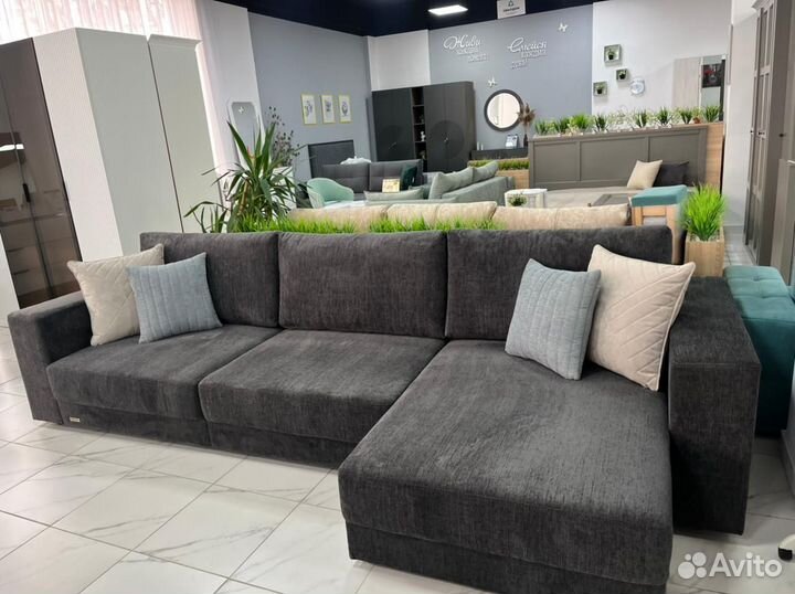 Диван с оттоманкой 