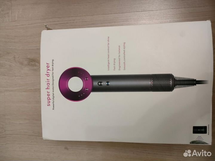 Фен для волос типо Dyson