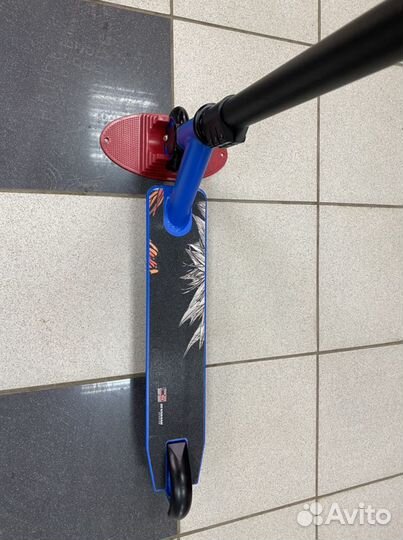 Трюковой самокат