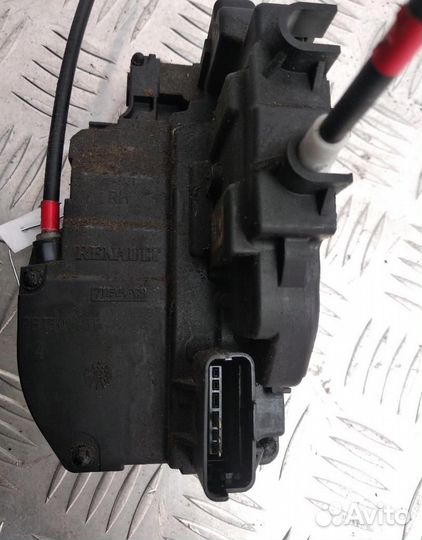 Активатор замка двери Nissan Note