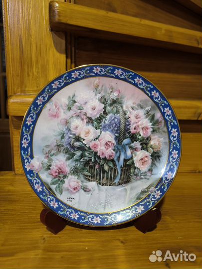 Тарелка декоративная цветы Lena Liu