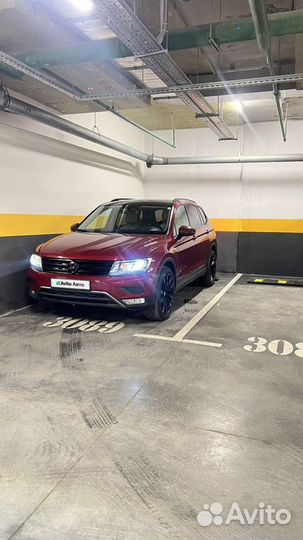 Volkswagen Tiguan 2.0 AT, 2017, 140 000 км