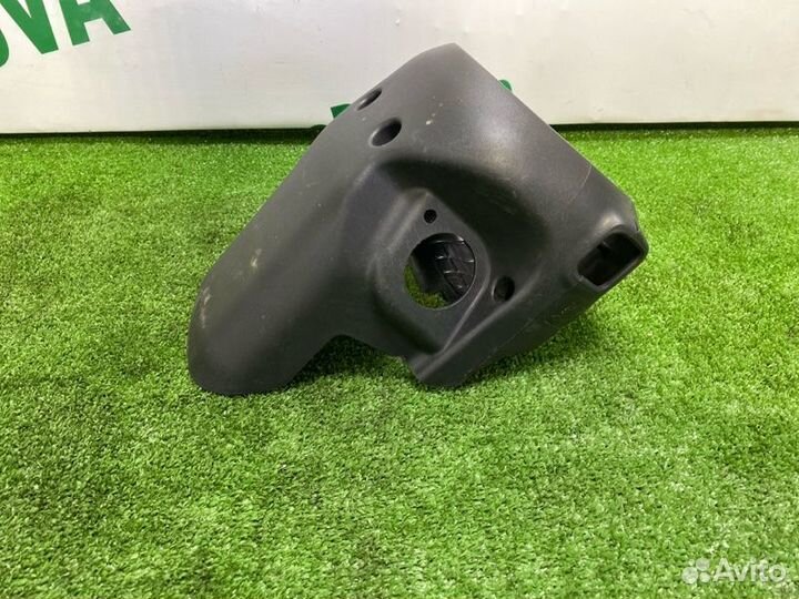 Кожух рулевой колонки Mitsubishi Colt Z30 1.5 4G