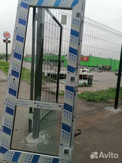 Готовая дверь 90х210 входная