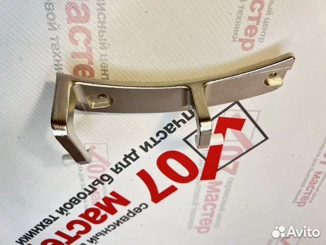 Петля крепление дверцы люка для стиральной LG