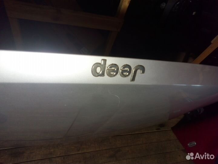 Капот Джип Гранд Чероки оригинал 2001-06