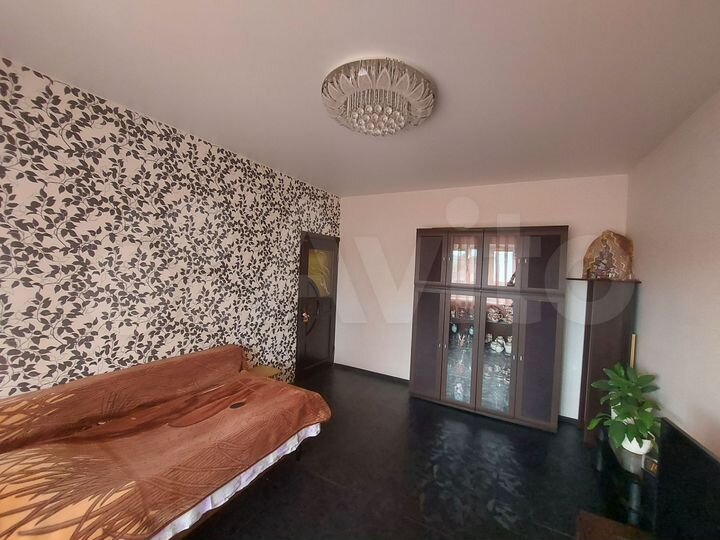 Дом 232 м² на участке 8 сот.