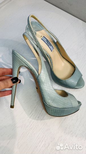 Босоножки Prada