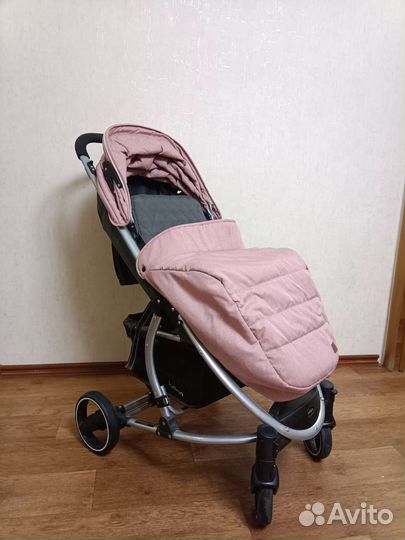 Прогулочная коляска indigo soul