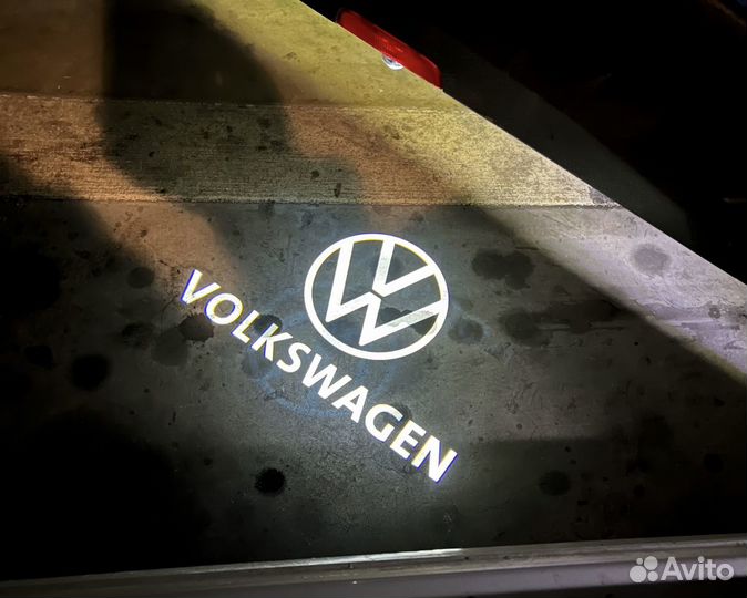 Оригинальная подсветка с проекцией Volkswagen