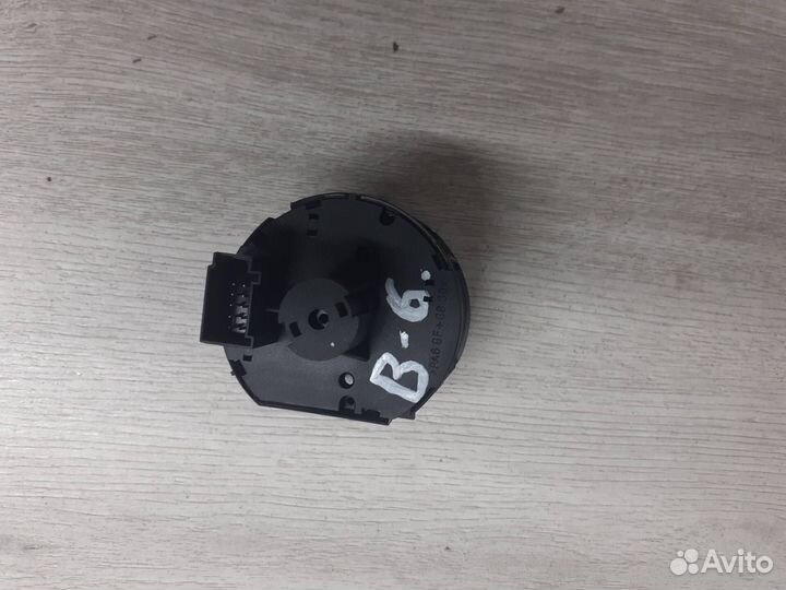 Переключатель света VAG