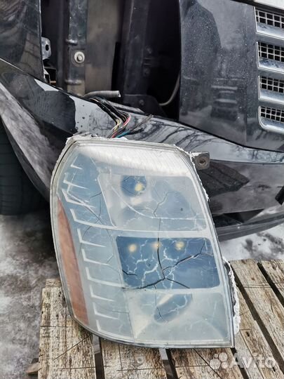 Две Фары Cadillac Escalade 3 (900) Цена за пару