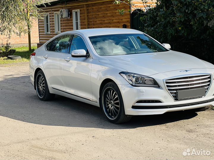 Hyundai Genesis, 2014