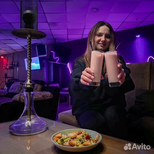 Бармен официант