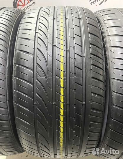Headway HU901 255/40 R19 95L