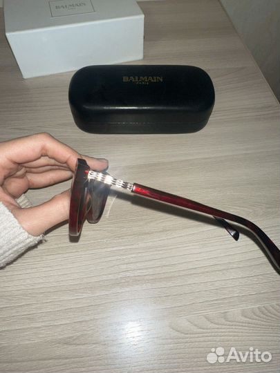 Солнцезащитные очки balmain