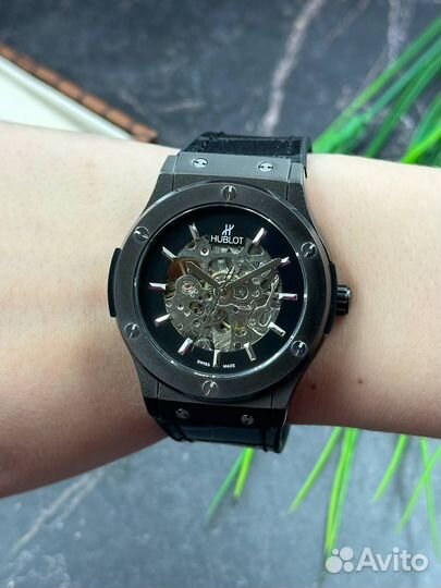 Часы Hublot механические с автоподзаводом