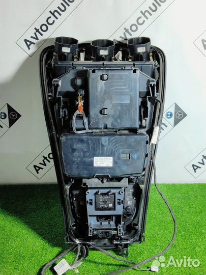 Консоль центральная Mercedes-Benz C-Class W205