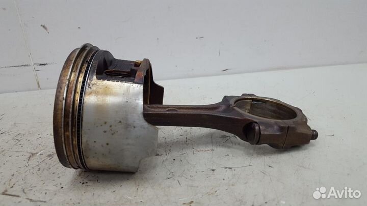 Шатун с поршнем двигателя двс Subaru Legacy BG7