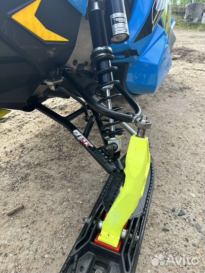 Polaris axys 800