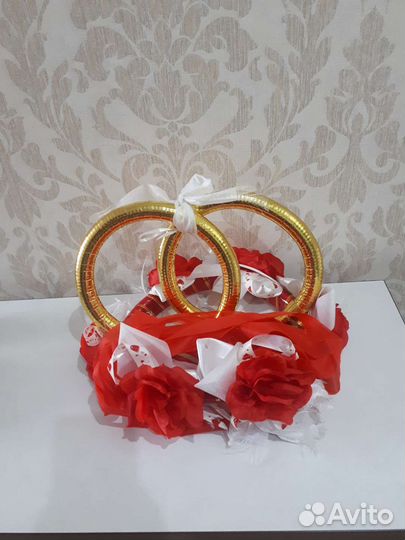 Кольца на свадебный автомобиль