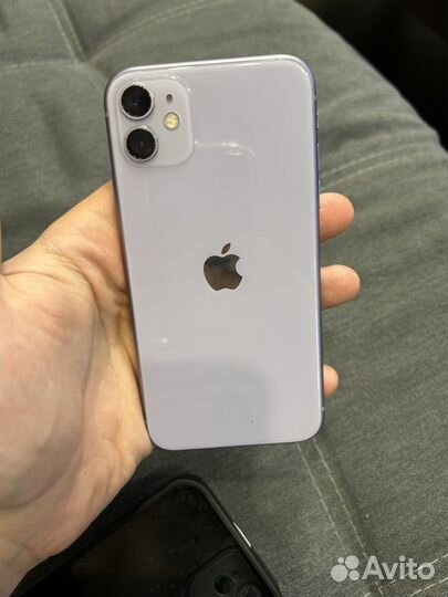 iPhone 11, 64 ГБ