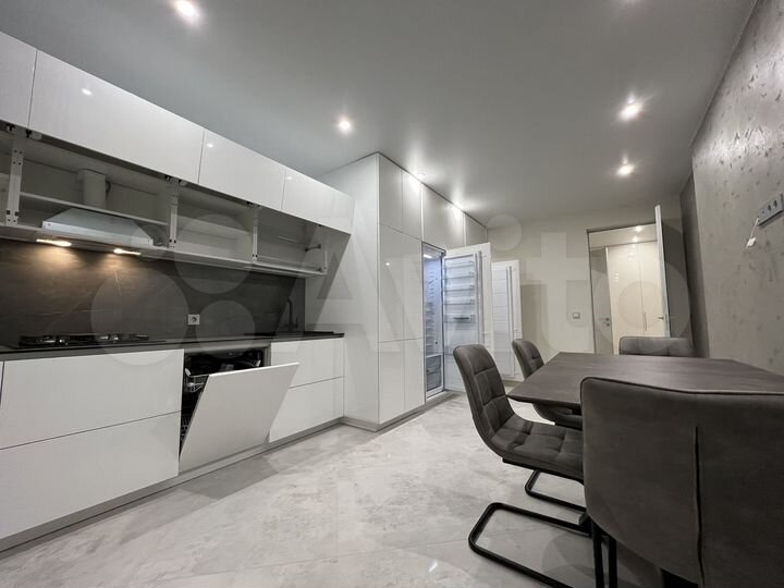 3-к. квартира, 127 м², 11/15 эт.