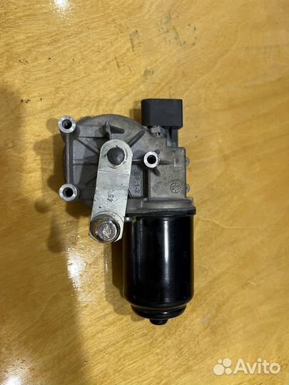 Мотор стеклоочистителя skoda шкода