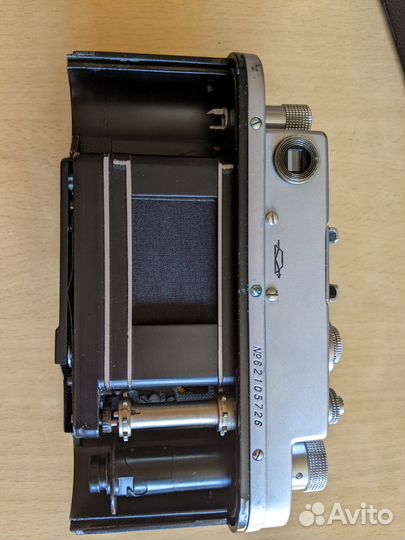 Плёночный фотоаппарат зоркий-4