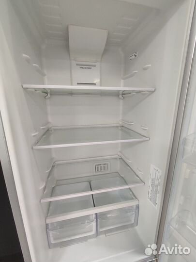 Холодильник Indesit, 200 см