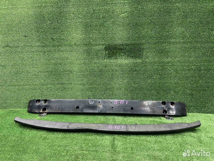 Жесткость бампера toyota noah zrr75 F 2 007 Перед